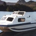 Cabin Boats: Crusader