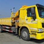 HOWO Crane truck 6*4 ZZ1257N4341V