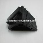 Rubber wheel chocks for 2T truck KW201